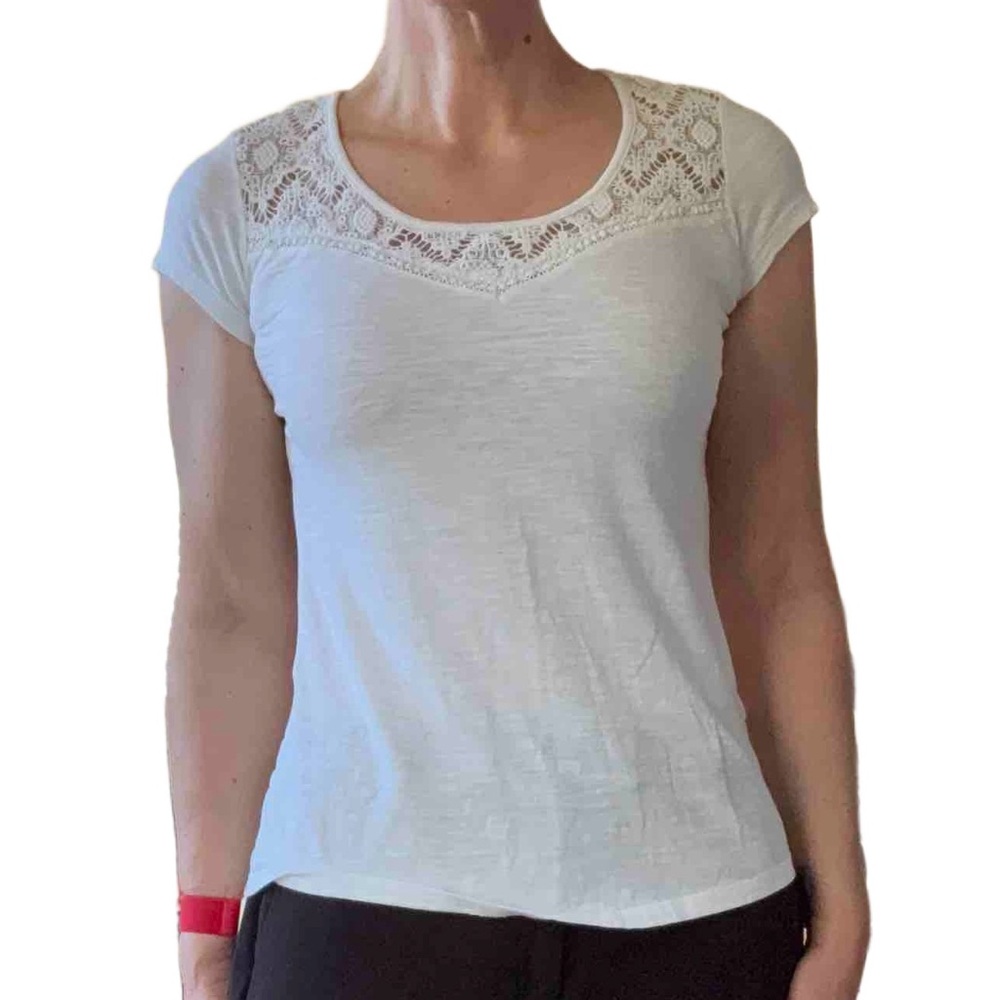 Kuhl Lively Women's Short Sleeve Tee - White with Lace Detail